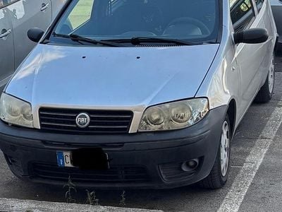Usata Fiat Punto 2005 Grigio Utilitaria