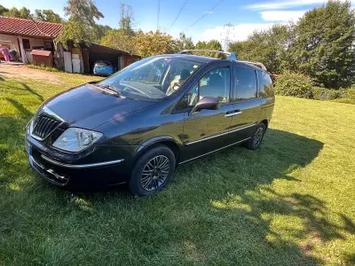Usata Lancia Phedra 170 CV (125 kW) 2008 Grigio Monovolume