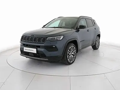 Usata Jeep Compass 131 CV (96 kW) 2024 Grigio scuro SUV