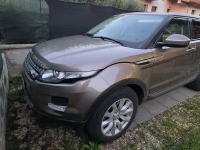 Usado Land Rover Range Rover evoque 150 HP (110 kW) 2015 Castanho SUV