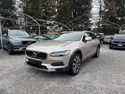Usata Volvo V90 CC Ultimate 197 CV (144 kW) 2022 Bronzo Station wagon