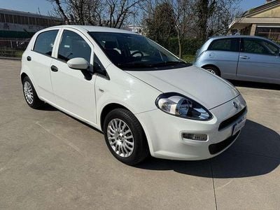 Usata Fiat Punto 69 CV (50 kW) 2016 Bianco Utilitaria