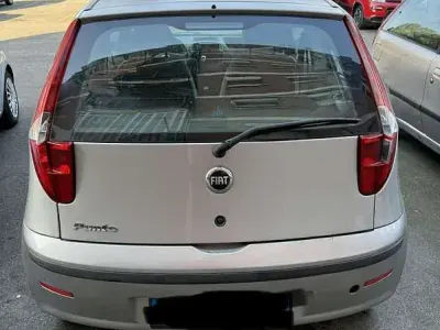 Usata Fiat Punto Active 60 CV (44 kW) 2005 Grigio Utilitaria