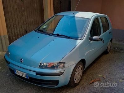 Usata Fiat Punto 80 CV (58 kW) 2004 Utilitaria