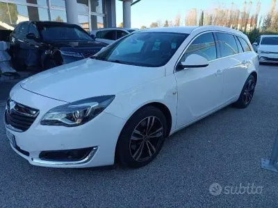 Usata Opel Insignia Cosmo 170 CV (125 kW) 2016 Bianco Station wagon