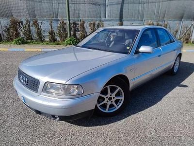 Usata Audi A8 310 CV (228 kW) 2002 Grigio Berlina