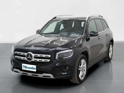 Mercedes GLB200