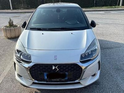 Usata DS Automobiles DS3 So Chic 110 CV (80 kW) 2018 Bianco Berlina