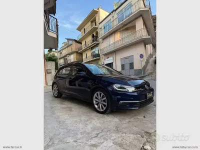 Usata VW Golf VII Sport 115 CV (84 kW) 2019 Blu Berlina