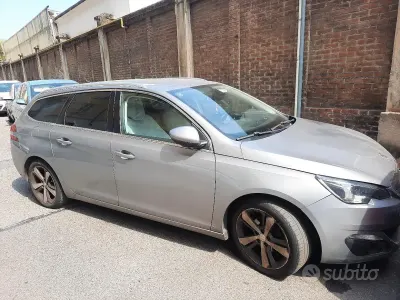 Usata Peugeot 308 120 CV (88 kW) 2016 Grigio Station wagon