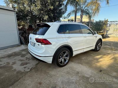 Usata VW Tiguan R-line 150 CV (110 kW) 2018 Bianco SUV