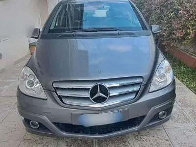 Usata Mercedes B180