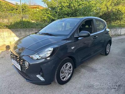 Usata Hyundai i10 67 CV (49 kW) 2021 Grigio Utilitaria