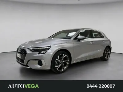 Usata Audi A3 Advanced 116 CV (85 kW) 2023 Grigio / pastello Berlina