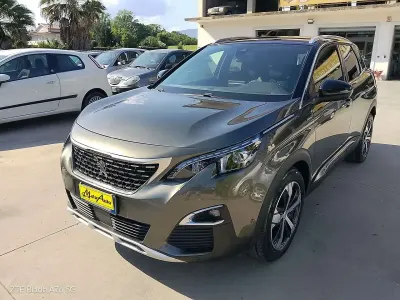Usata Peugeot 3008 GT-line 165 CV (121 kW) 2017 Grigio SUV