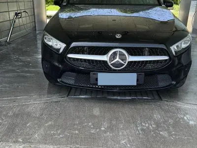 Occasion Mercedes A180 Business 116 ch (85 kW) 2018 Noir Berline