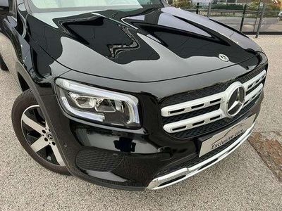 Mercedes GLB200