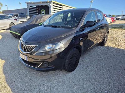 Gebraucht Lancia Ypsilon Gold 69 PS (50 kW) 2022 Schwarz Kleinwagen