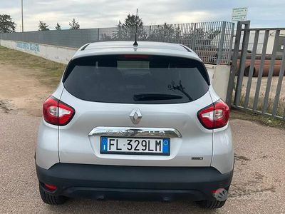 Occasion Renault Captur 90 ch (66 kW) 2017 Gris SUV