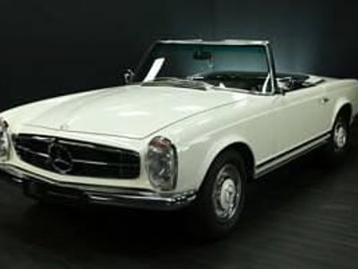 Usata Mercedes 230 150 CV (110 kW) 1967 Bianco Cabrio