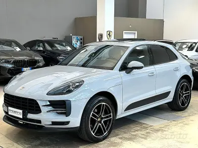 Usata Porsche Macan 245 CV (180 kW) 2020 Grigio SUV