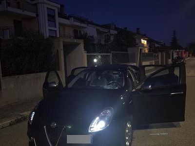 Usata Alfa Romeo Giulietta 120 CV (88 kW) 2019 Verde Utilitaria