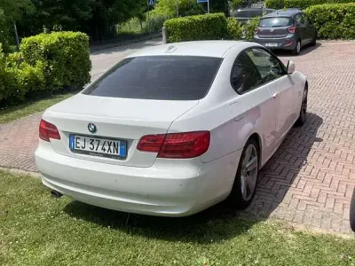 Usata BMW 320 184 CV (135 kW) 2011 Bianco Coupé