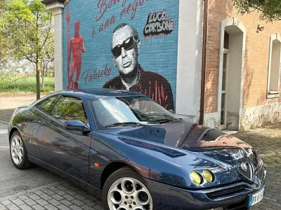 Usata Alfa Romeo GTV 150 CV (110 kW) 2001 Blu Coupé