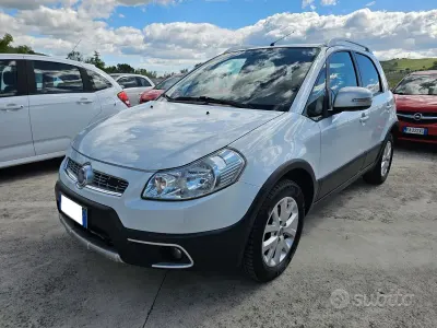 Usata Fiat Sedici Emotion 135 CV (99 kW) 2012 Bianco SUV