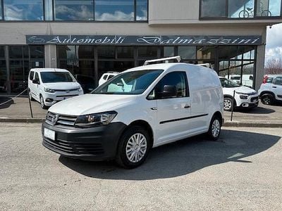 Usata VW Caddy 110 CV (80 kW) 2015 Bianco Monovolume