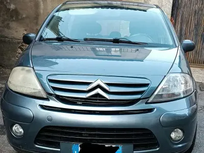 Usata Citroën C3 Exclusive 68 CV (50 kW) 2008 Blu/azzurro Berlina