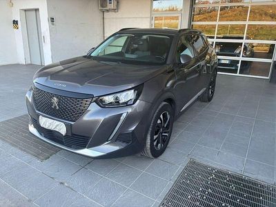 Grigio Usata 2021 Peugeot 2008 Active SUV | 13.490 € (Buon prezzo)
