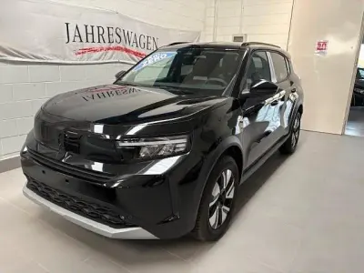 Nuova Opel Frontera 135 CV (99 kW) 2026 Nero SUV