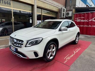 Usata Mercedes GLA180 109 CV (80 kW) 2017 Bianco SUV