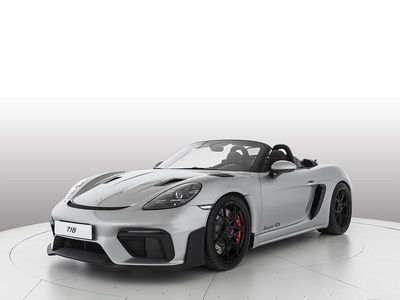 Nuova Porsche 718 Boxster 500 CV (367 kW) 2026 Argento gt metallizzato/capote nera con finiture grigio artico Cabrio
