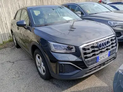 Usata Audi Q2 150 CV (110 kW) 2022 Grigio scuro SUV