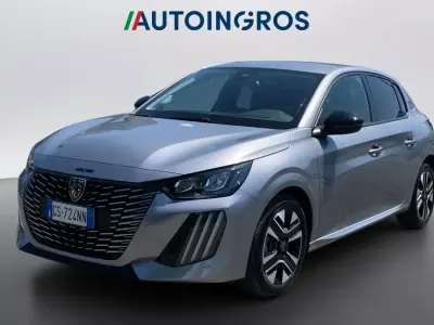 Usata Peugeot 208 Allure 101 CV (74 kW) 2024 Grigio Utilitaria