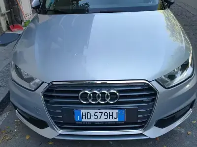 Usata Audi A1 90 CV (66 kW) 2015 Grigio Utilitaria