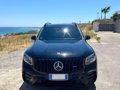 Usata Mercedes GLB200 AMG 150 CV (110 kW) 2020 Nero SUV