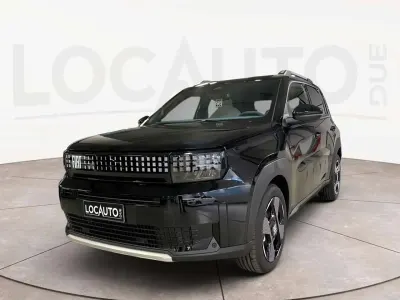 Nuova Fiat Grande Panda La Prima 110 CV (80 kW) 2026 Nero Utilitaria