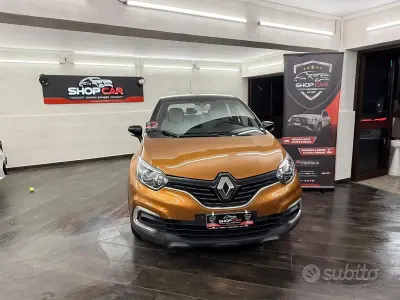 Usata Renault Captur Business 90 CV (66 kW) 2018 Arancione SUV