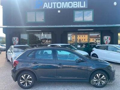 Usata VW Polo Comfortline 95 CV (69 kW) 2021 Grigio Utilitaria
