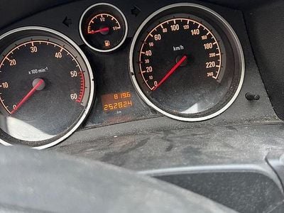 Usata Opel Astra 2004 Grigio Berlina