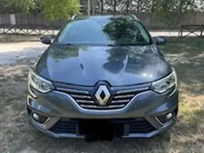 Usata Renault Mégane IV 116 CV (85 kW) 2019 Grigio Station wagon
