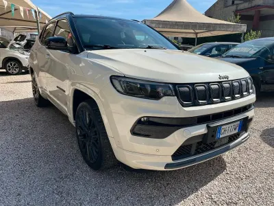 Usata Jeep Compass Sport 131 CV (96 kW) 2022 Bianco SUV