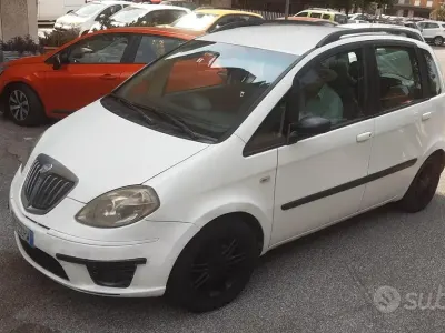 Usata Lancia Musa 69 CV (50 kW) 2005 Monovolume