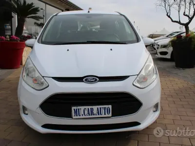 Usata Ford B-MAX Titanium 75 CV (55 kW) 2017 Bianco Monovolume