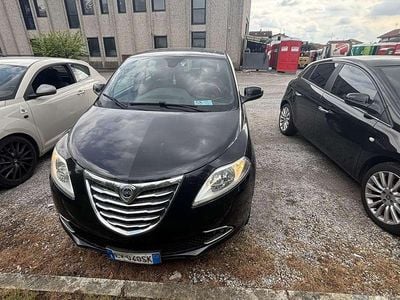 Usata Lancia Ypsilon 80 CV (58 kW) 2014 Utilitaria