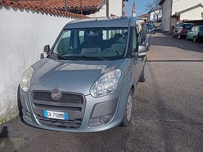 Usata Fiat Doblò 105 CV (77 kW) 2010 Grigio Monovolume