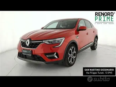 Usata Renault Arkana Intens 145 CV (106 kW) 2022 Rosso SUV